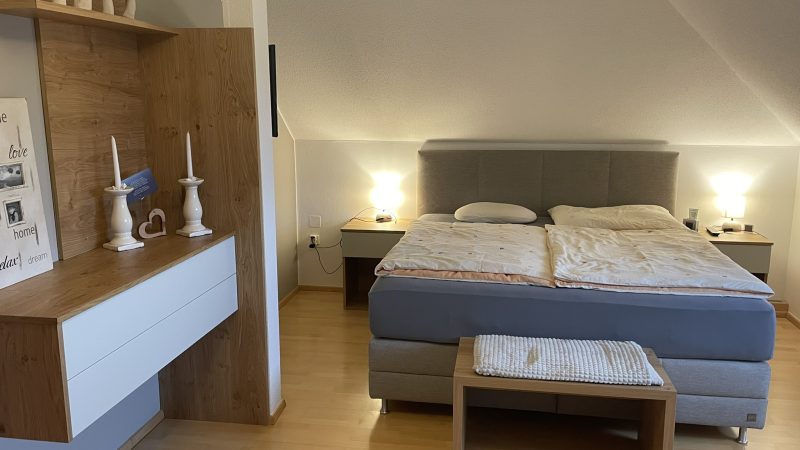 Schlafzimmer2